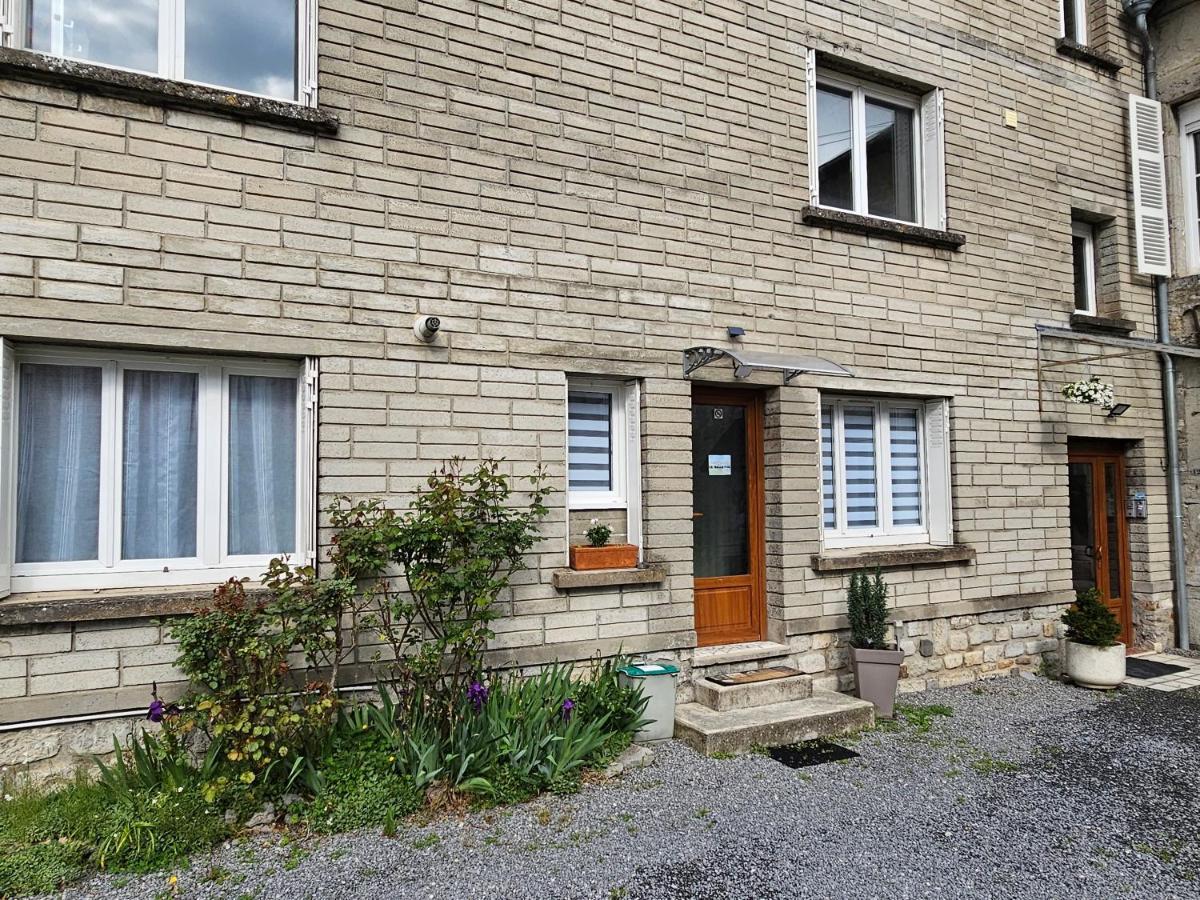 Apartamento Le Bellevue Givet Exterior foto